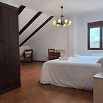 Masia Del Cura Πανσιόν 3*